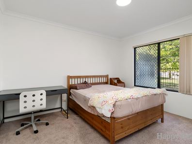 18/20 Gochean Avenue, Bentley WA 6102