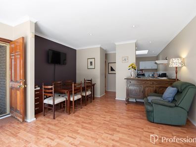 12/2 Railton Place, Dianella WA 6059