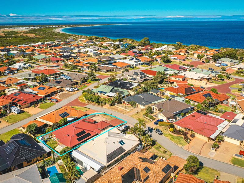 4 Dunkirk Court, Port Kennedy WA 6172