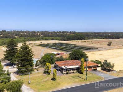 187 Karoborup Road, Carabooda WA 6033