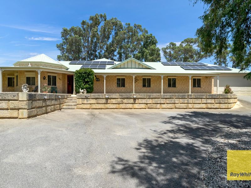 62 Ravenswood Road, Maida Vale WA 6057