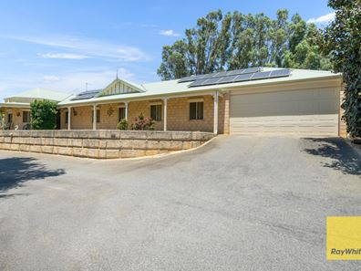 62 Ravenswood Road, Maida Vale WA 6057
