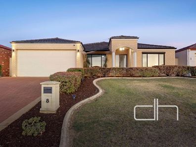 8 Meadowbank Way, Landsdale WA 6065