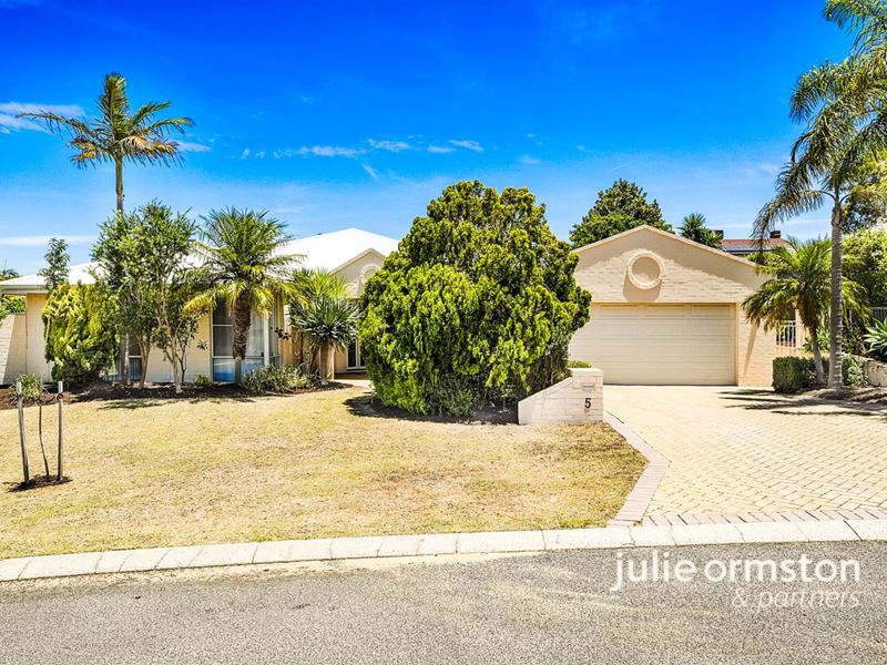 5 Mead Close, Woodvale