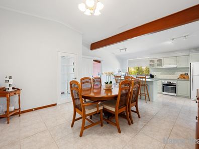 15 Anderson Way, Thornlie WA 6108