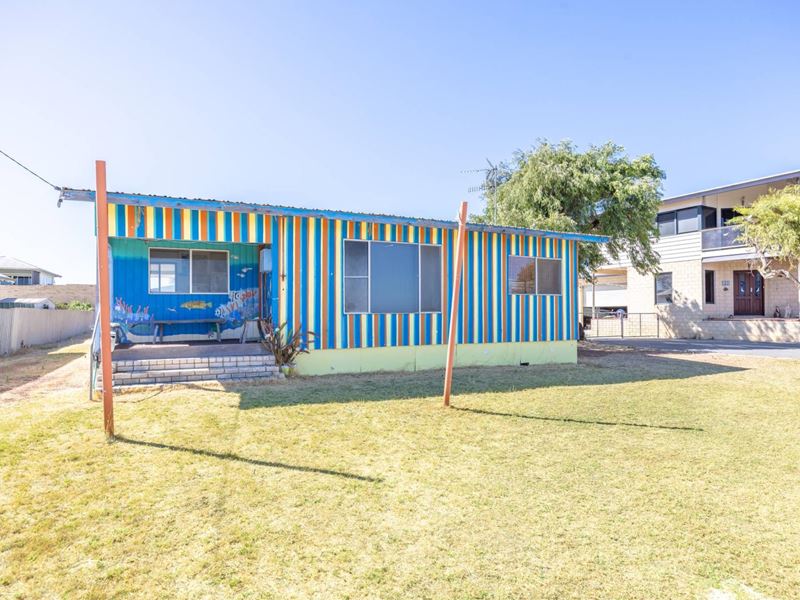 20 Corunna Road, Cervantes WA 6511