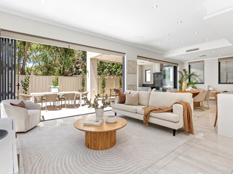 9 Brian Walker Lane, Swanbourne WA 6010