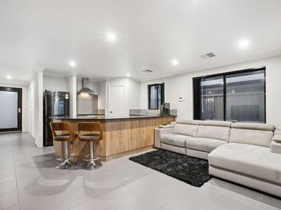 2 Basset Way, Southern River WA 6110