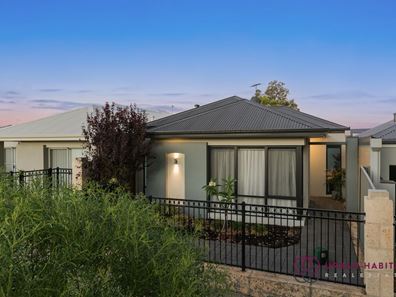4 Selsey Lane, Wellard WA 6170