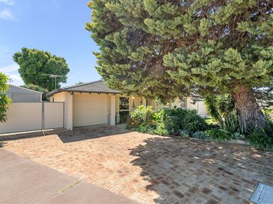 14 Neale  Place, Cooloongup WA 6168