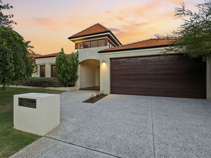 2 Lambeth  Mews, Mount Claremont WA 6010
