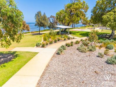 42 Nairn Road, Coodanup WA 6210