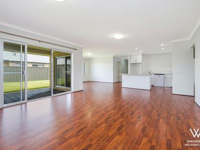 42 Nairn Road, Coodanup WA 6210