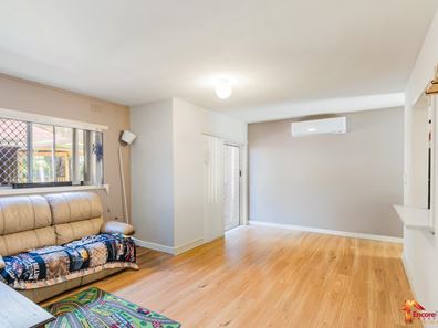 8/13 Dowling Place, Orelia WA 6167