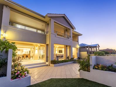 14 Ocean Point Close, Port Kennedy WA 6172