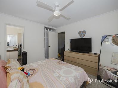 10 Longton Way, Ellenbrook WA 6069