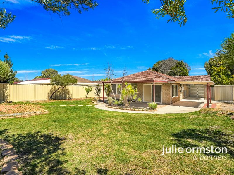 23 Winchester Place, Ballajura WA 6066