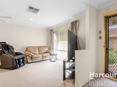 22/28 Marangaroo Drive, Marangaroo WA 6064
