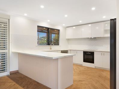 12 Leslie Loop, Baynton WA 6714