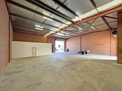 27 Truganina Road, Malaga WA 6090