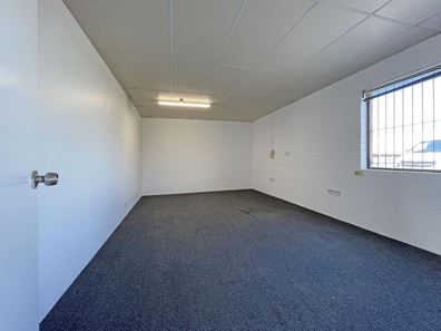 27 Truganina Road, Malaga WA 6090