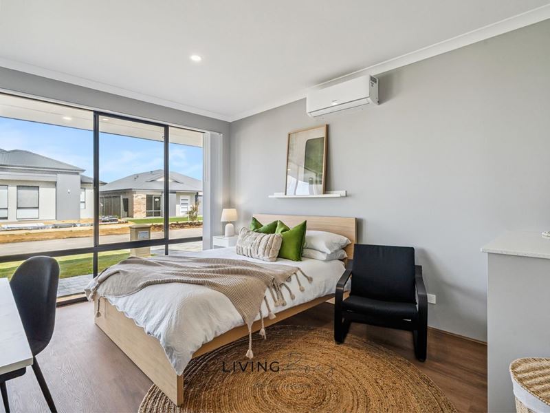 Room/1  21 Tortorici Way, Yangebup