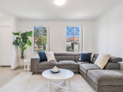 23 Curtin Road, Marangaroo WA 6064