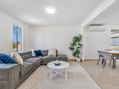 23 Curtin Road, Marangaroo WA 6064