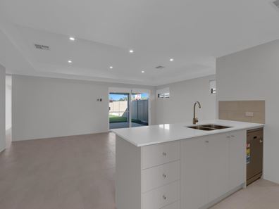 77 Lazenby Drive, Byford WA 6122