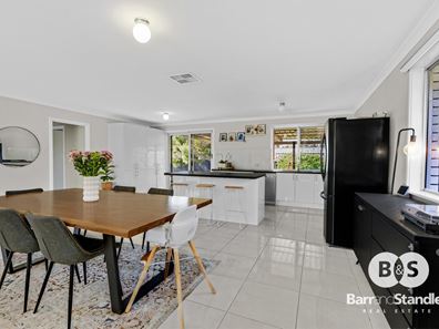 35 Murray Drive, Withers WA 6230
