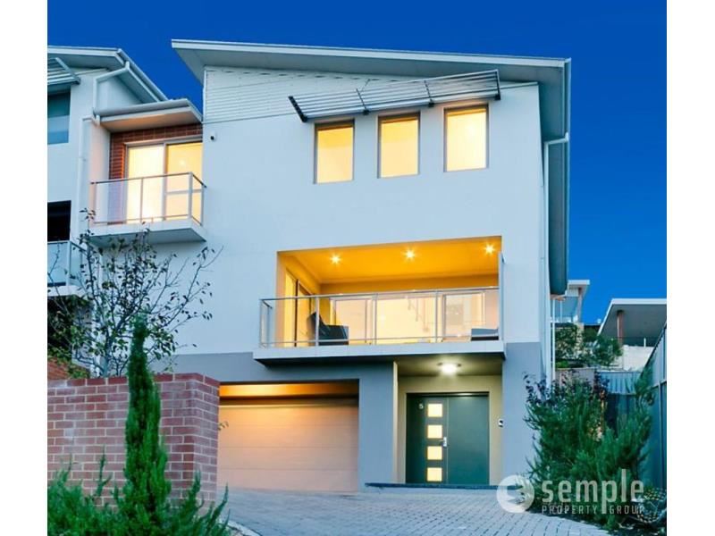5/14 Sackville Terrace, Scarborough WA 6019