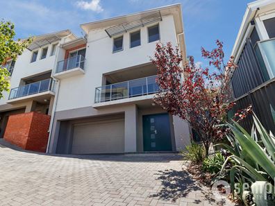 5/14 Sackville Terrace, Scarborough WA 6019