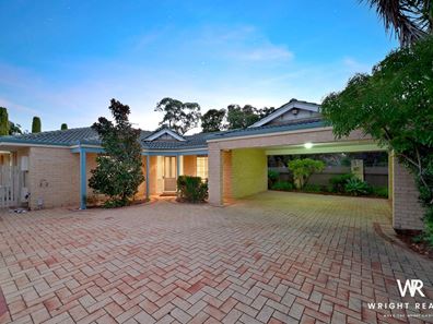 54 Fleetwood Circuit, Woodvale WA 6026