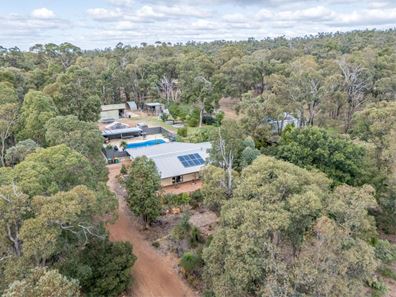 160 Bambrook Street, Sawyers Valley WA 6074