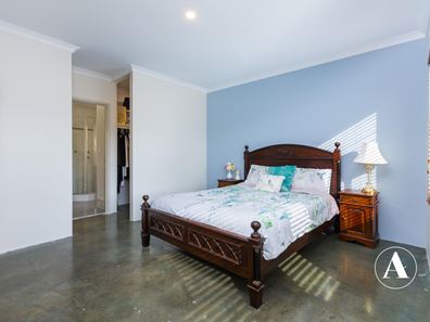 4 Karri Way, Thornlie WA 6108