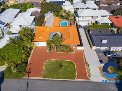 10 Wincanton Road, Karrinyup WA 6018