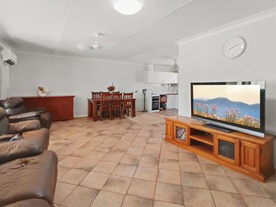 16 Stirling Crescent, Dampier WA 6713