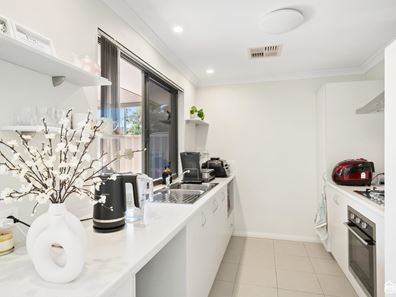 25B Arnott Court, Kelmscott WA 6111