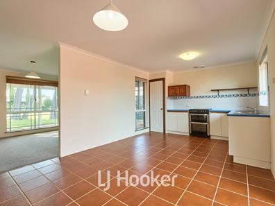 8 Silver Gull Court, Geographe WA 6280