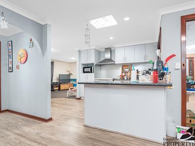 16 Strickland St, Spalding WA 6530
