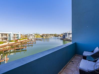 3/20 Apollo Place, Halls Head WA 6210