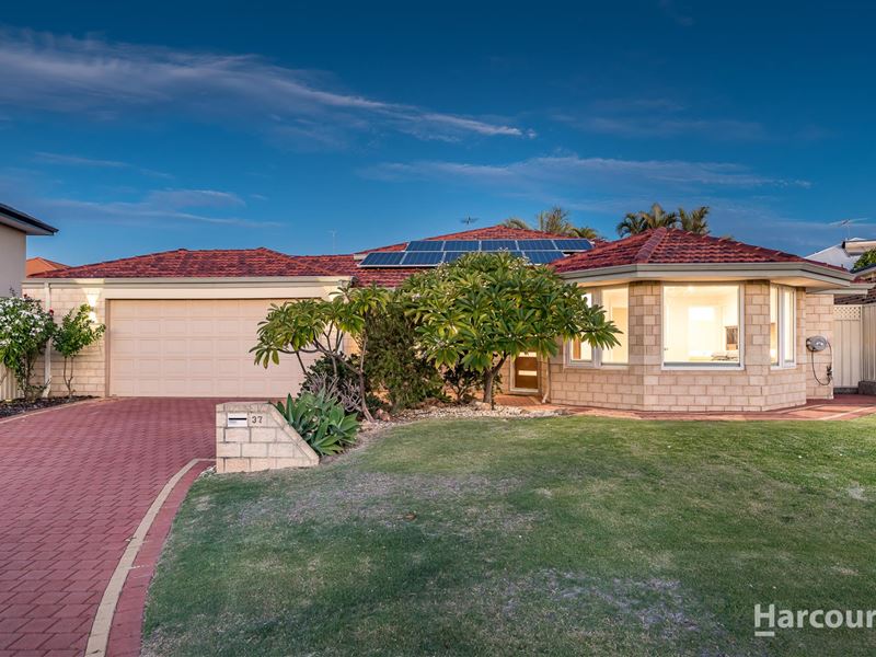 37 Glomach Circuit, Kinross WA 6028