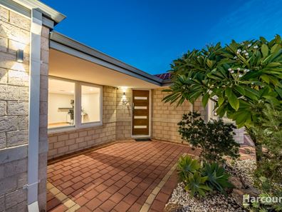 37 Glomach Circuit, Kinross WA 6028