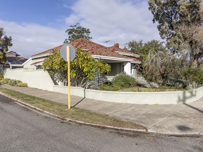50 Sasse Avenue, Mount Hawthorn WA 6016