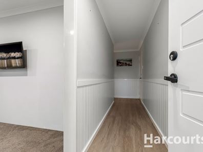 17 Dazzle Road, Eglinton WA 6034