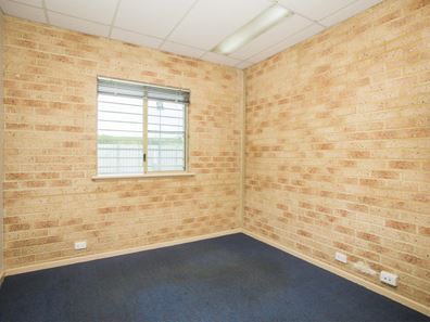663 Dundas Road, Forrestfield WA 6058