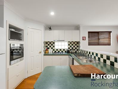 2/28 Harrison Street, Rockingham WA 6168