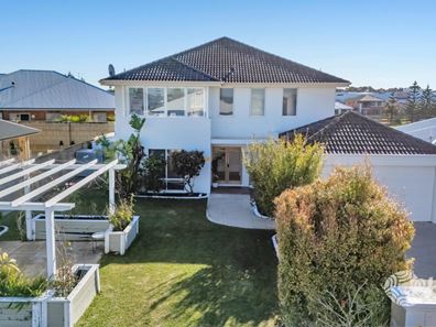 29 Barrenjoey Parkway, Secret Harbour WA 6173