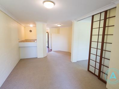 2/19 Delamere Avenue, South Perth WA 6151