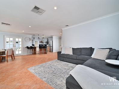 68 Trappers Drive, Woodvale WA 6026